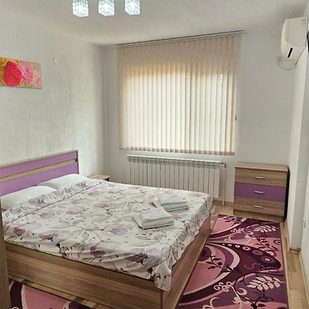 סנדנסקי Д И В 1 - D & V 1 Apartment מראה חיצוני תמונה